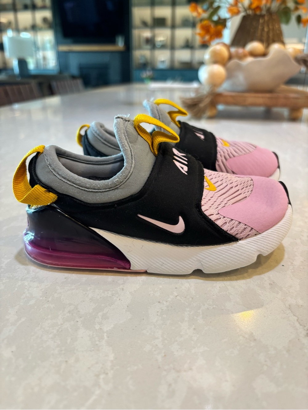 Nike Air Max 270 Extreme Light Arctic Pink Toddler Girls Slip On Sneakers 9